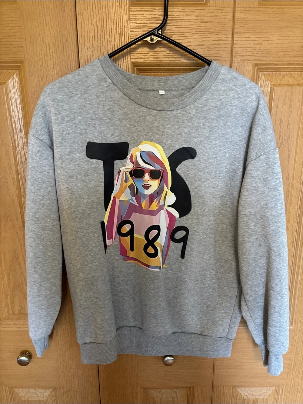 Gray Graphic Sweatshirt - 1989 Taylor Swift